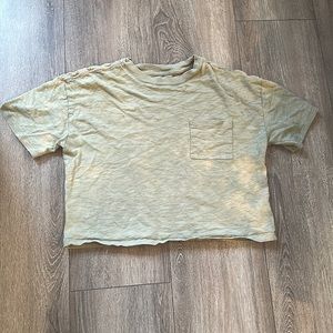 Gap girls crop top shirt with a pocket. Tie-dye (olive green and beige).Size:10.
